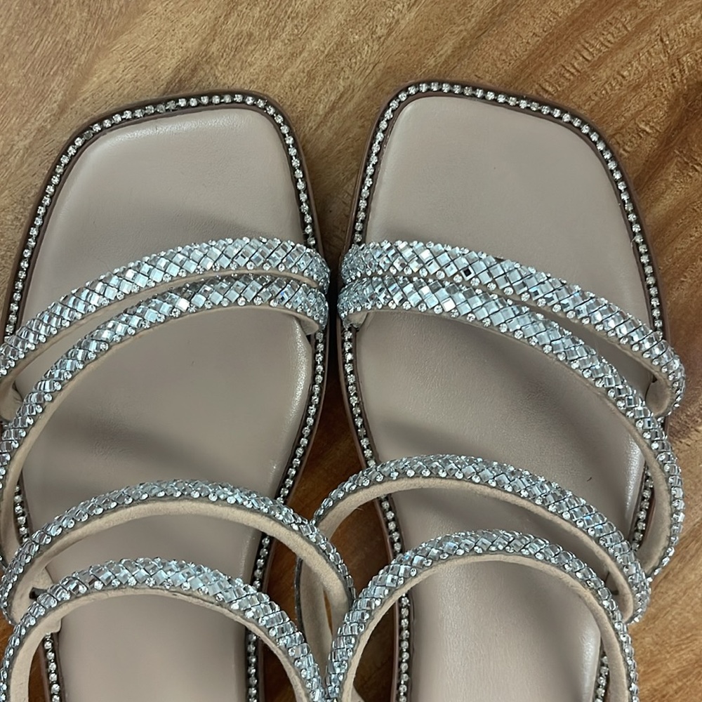 STEVE MADDEN STARIE RHINESTONES SANDALS 9.5 - Picture 7 of 7